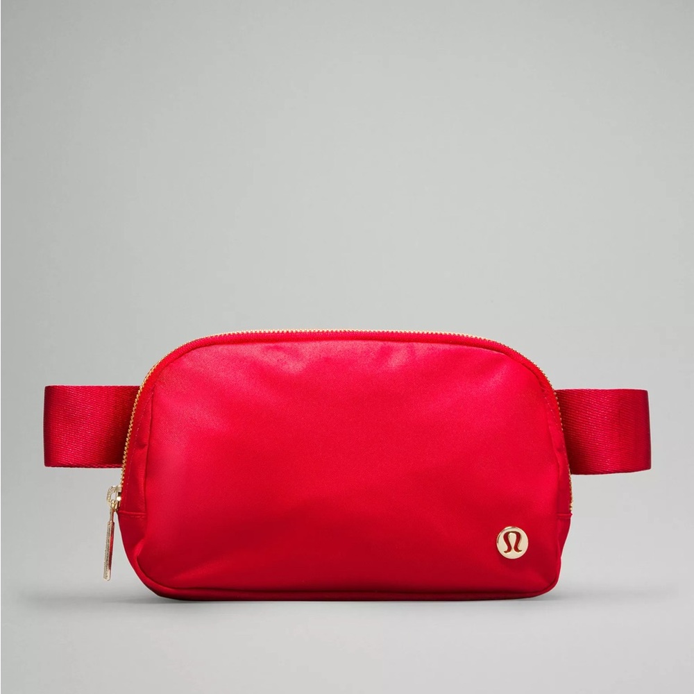 LUNAR NEW YEAR lululemon everywhere belt bag - BRAND NEW